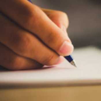 نوشتن متنی بر پایۀ مقایسه